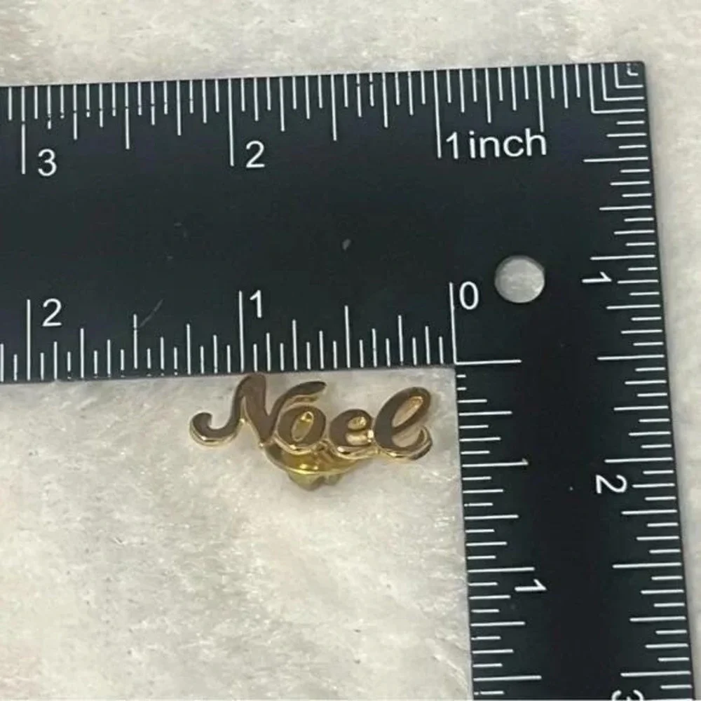 Noel Gold Toned Holiday Lapel Vest Hat Pin Brooch A10